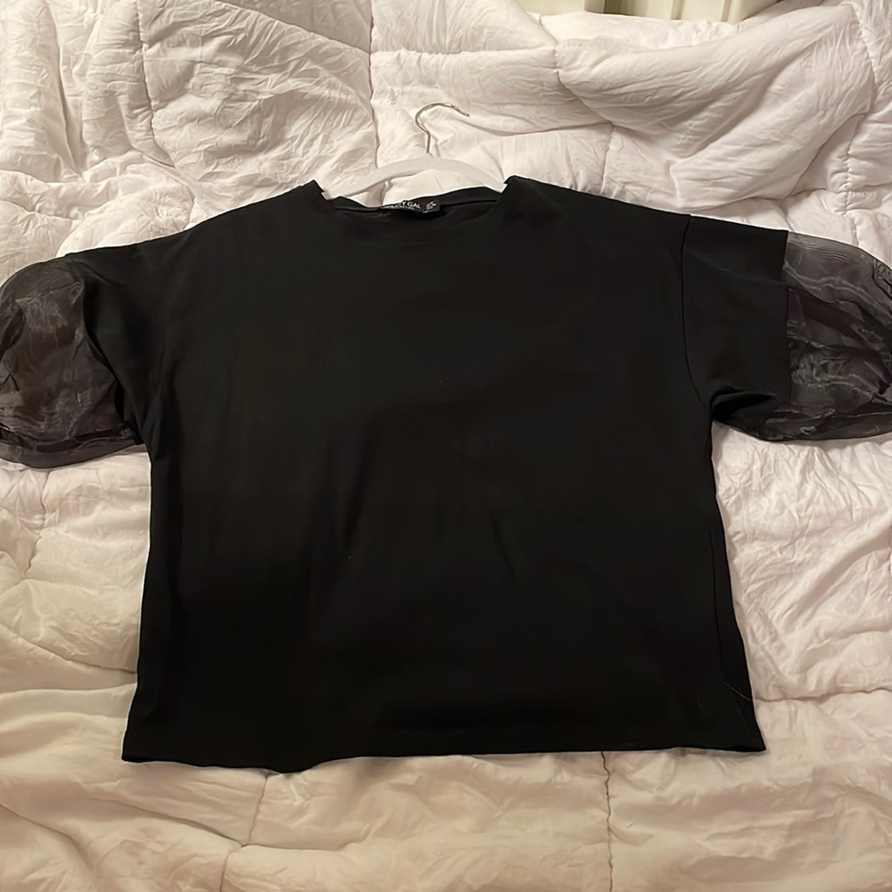 Black tshirt